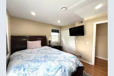 27 Hill St, Leominster, MA 01453 - Photo 32