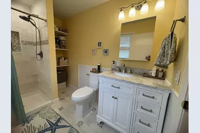 27 Hill St, Leominster, MA 01453 - Photo 22