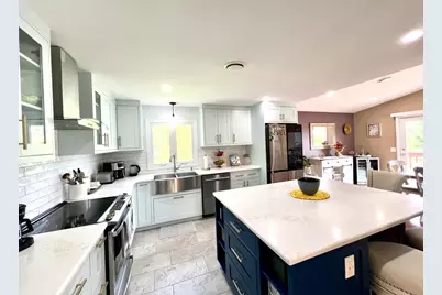 27 Hill St, Leominster, MA 01453 - Photo 18