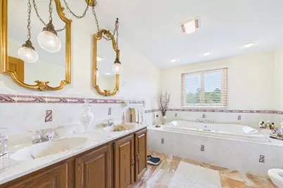 38 Cushing Ln, Acushnet, MA 02743 - Photo 14