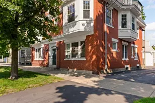 42 Broad St, Salem, MA 01970 - Photo 2