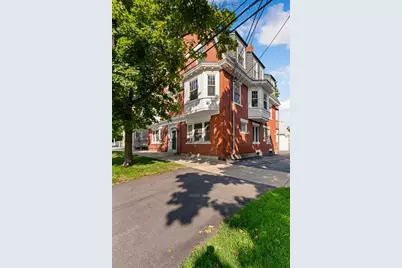 42 Broad St #3, Salem, MA 01970 - Photo 2