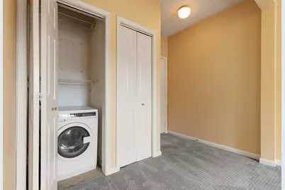 42 Broad St #3, Salem, MA 01970 - Photo 8