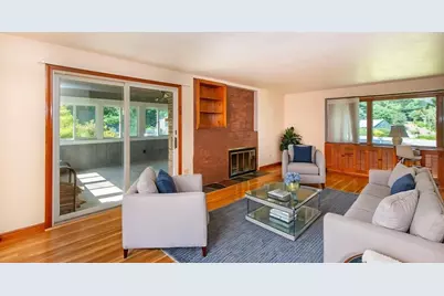 277 East St, Hanover, MA 02339 - Photo 8