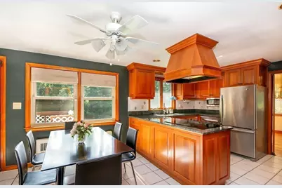 277 East St, Hanover, MA 02339 - Photo 14