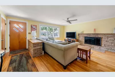 78 Lafayette, Waltham, MA 02453 - Photo 2