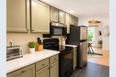 43 Angleside Drive #1, Waltham, MA 02453 - Photo 4