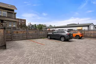 8 Sycamore St, Somerville, MA 02143 - Photo 20