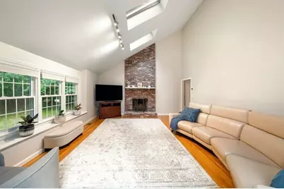 14 Dotty Ann Dr, Framingham, MA 01701 - Photo 16