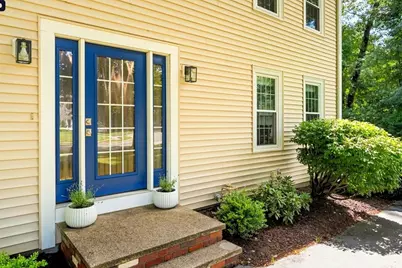 14 Dotty Ann Dr, Framingham, MA 01701 - Photo 2