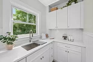 22-24 Kingston St, Lawrence, MA 01843 - Photo 4