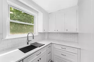 22-24 Kingston St, Lawrence, MA 01843 - Photo 24