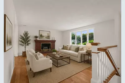 31 Phillips Cir, Waltham, MA 02452 - Photo 8