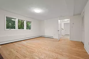 31 Phillips Cir, Waltham, MA 02452 - Photo 32