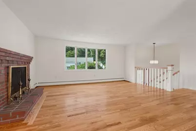 31 Phillips Cir, Waltham, MA 02452 - Photo 10