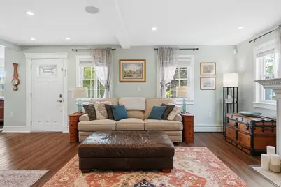 76 Whitlow St, New Bedford, MA 02740 - Photo 4