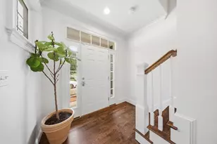 35 Milford St, Medway, MA 02053 - Photo 8