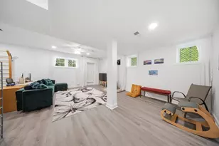 35 Milford St, Medway, MA 02053 - Photo 16