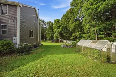 35 Milford St, Medway, MA 02053 - Photo 22