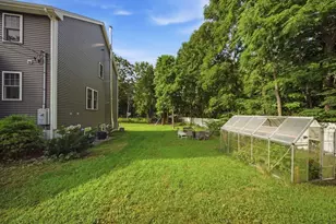 35 Milford St, Medway, MA 02053 - Photo 22