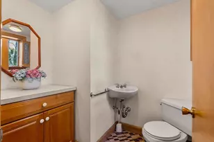 76 Cushing Ave, Revere, MA 02151 - Photo 20