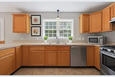 75 Bald Eagle Rd, Weymouth, MA 02190 - Photo 6