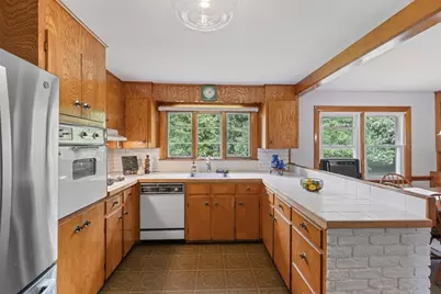 50 Fernwood Ave, Haverhill, MA 01835 - Photo 14