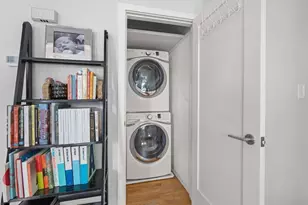 34 Plympton St, Boston, MA 02118 - Photo 24