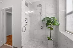 34 Plympton St, Boston, MA 02118 - Photo 22