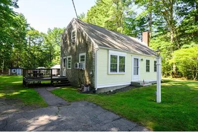 207 Valley St, Pembroke, MA 02359 - Photo 4