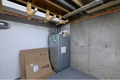 207 Valley St, Pembroke, MA 02359 - Photo 24