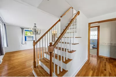 207 Valley St, Pembroke, MA 02359 - Photo 8