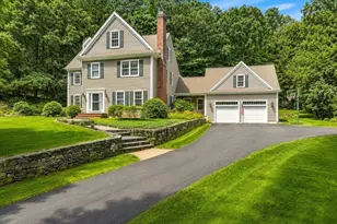 3 Graystone Wy, Southborough, MA 01772 - Photo 2