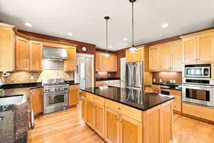 3 Graystone Wy, Southborough, MA 01772 - Photo 12