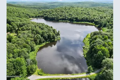 35 South Rd Ext, Peru, MA 01235 - Photo 2