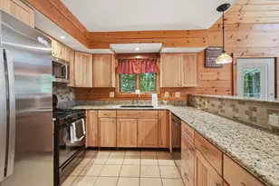 35 South Rd Ext, Peru, MA 01235 - Photo 8