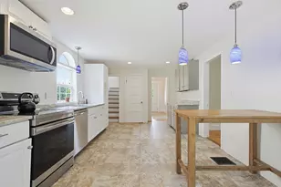 110 Essex St, Beverly, MA 01915 - Photo 14