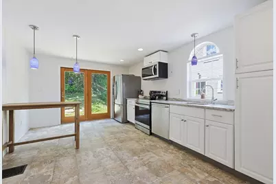 110 Essex St, Beverly, MA 01915 - Photo 12