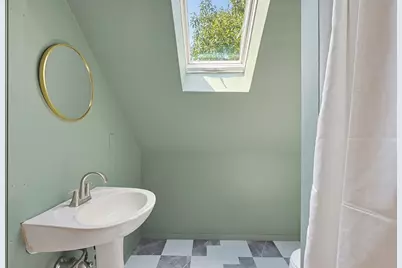 110 Essex St, Beverly, MA 01915 - Photo 36