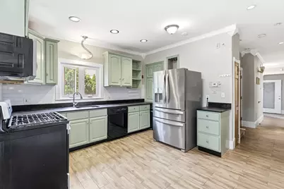 201 Nesmith Street, Lowell, MA 01852 - Photo 6