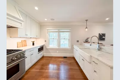 35 Willard St, Cambridge, MA 02138 - Photo 8