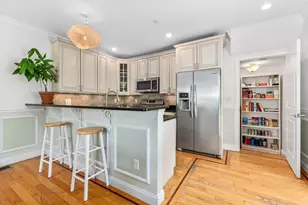 24 Custer St, Boston, MA 02130 - Photo 6