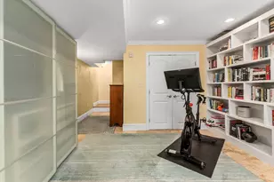 24 Custer St, Boston, MA 02130 - Photo 18
