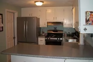 62 Frederick St, Dracut, MA 01826 - Photo 4