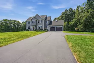 277 Yew St, Douglas, MA 01516 - Photo 2