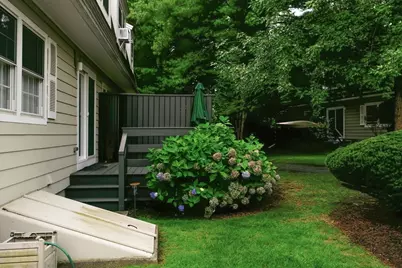 87-89 Saco St #87, Newton, MA 02464 - Photo 20
