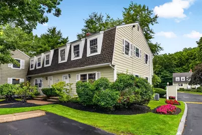 87-89 Saco St #87, Newton, MA 02464 - Photo 1
