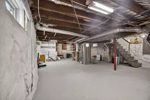 18 Henry St, Everett, MA 02149 - Photo 36