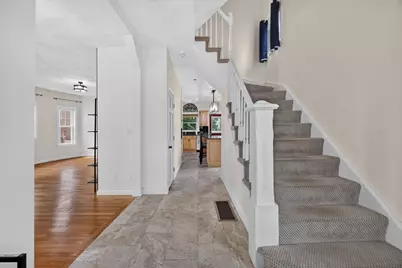 18 Henry St, Everett, MA 02149 - Photo 6