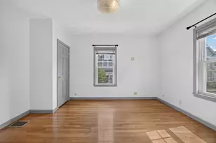 18 Henry St, Everett, MA 02149 - Photo 10